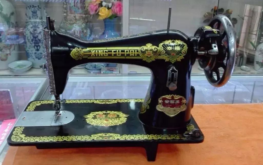 最老款的经典幸福250摩托车,那些年我们一起追过的汽车