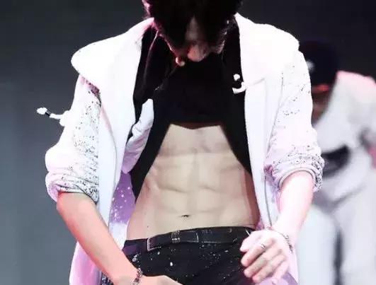 长得漂亮就是娘娘腔？现在的弟弟个顶个真材实料