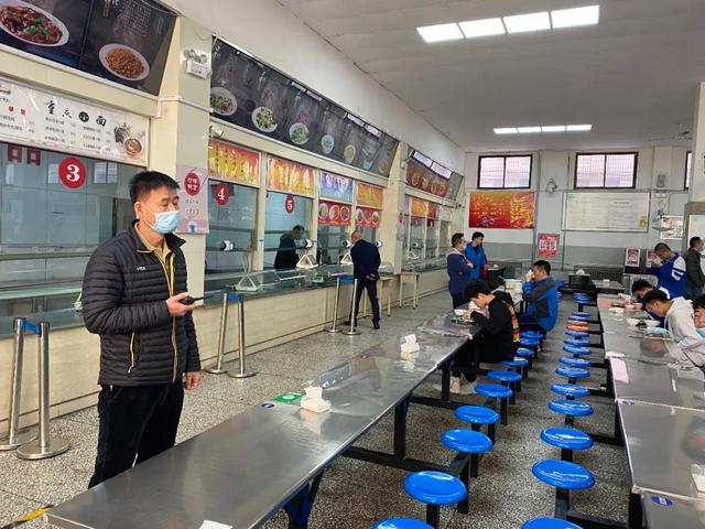 尽心尽力做好你们的“守护神”——太原十九中