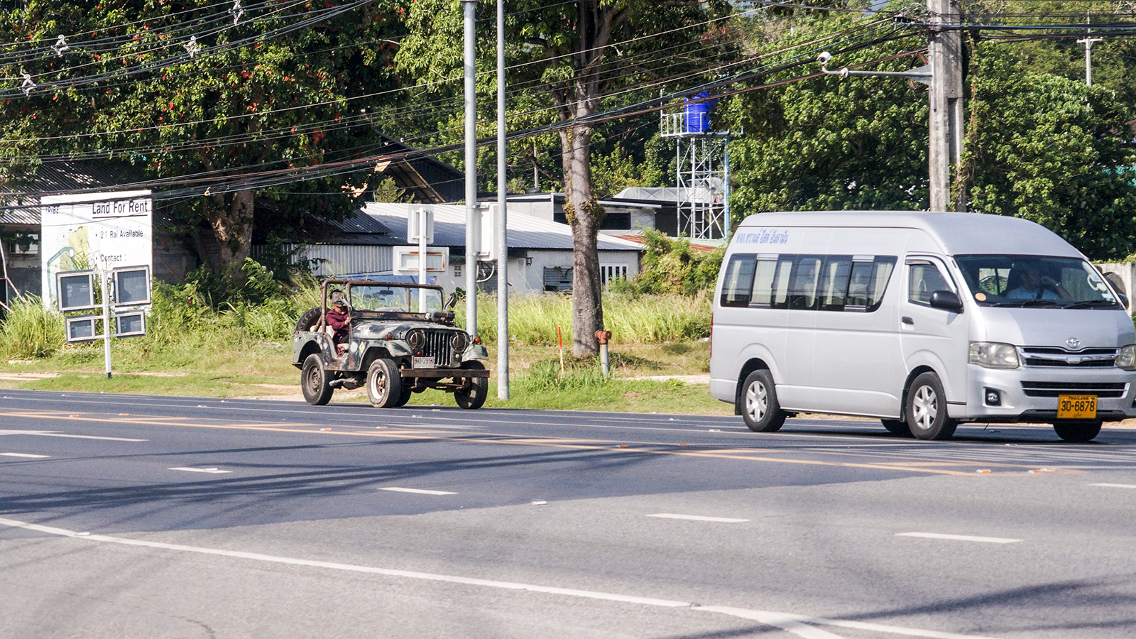 泰国风骏皮卡低趴改装,泰国丰田皮卡改装低趴