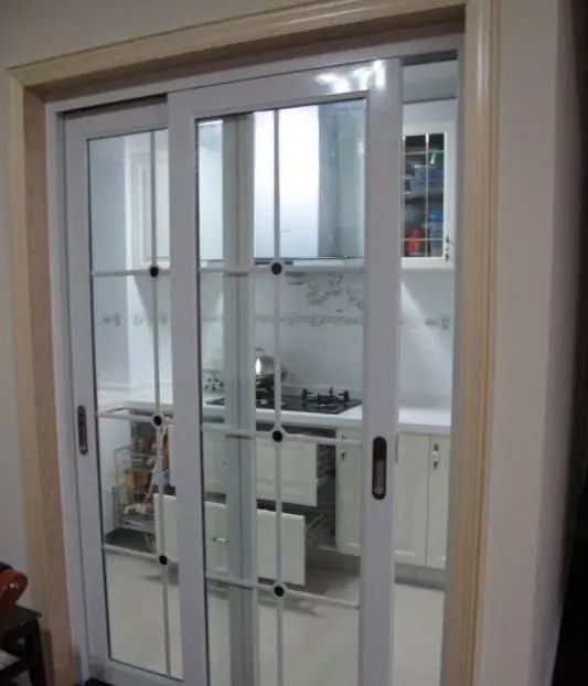 厨房门小安装哪种门好看,厨房玻璃子母门效果图