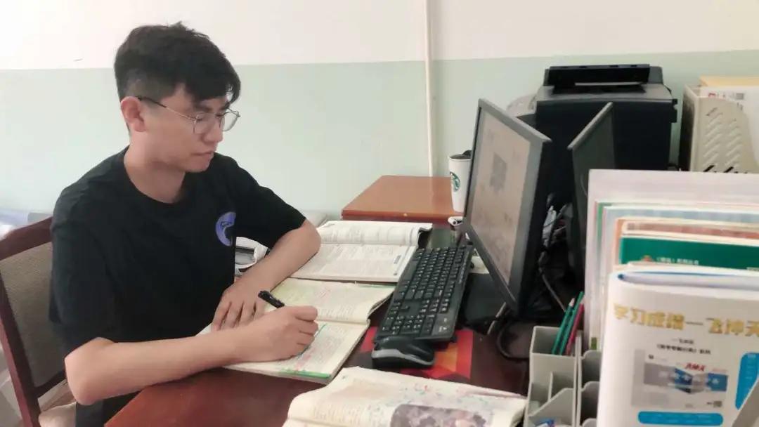 鏉ㄦ潙鍥涗腑榻愰簾,鏉ㄦ潙绗洓涓榻愰簾