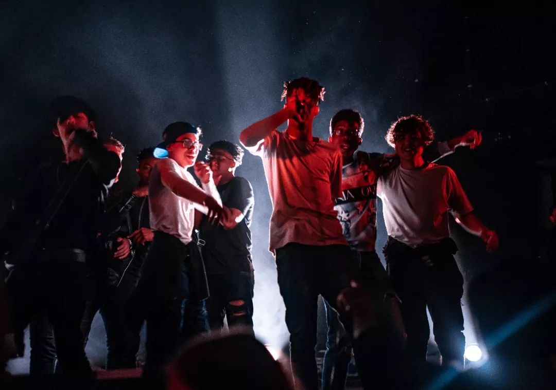 公司年会被迫表演节目,公司年会怎么说服同事表演节目