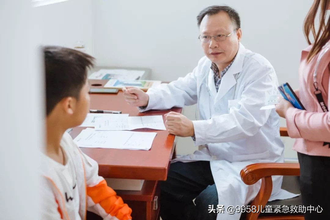 义诊走进乡村,义诊走进乡村医疗