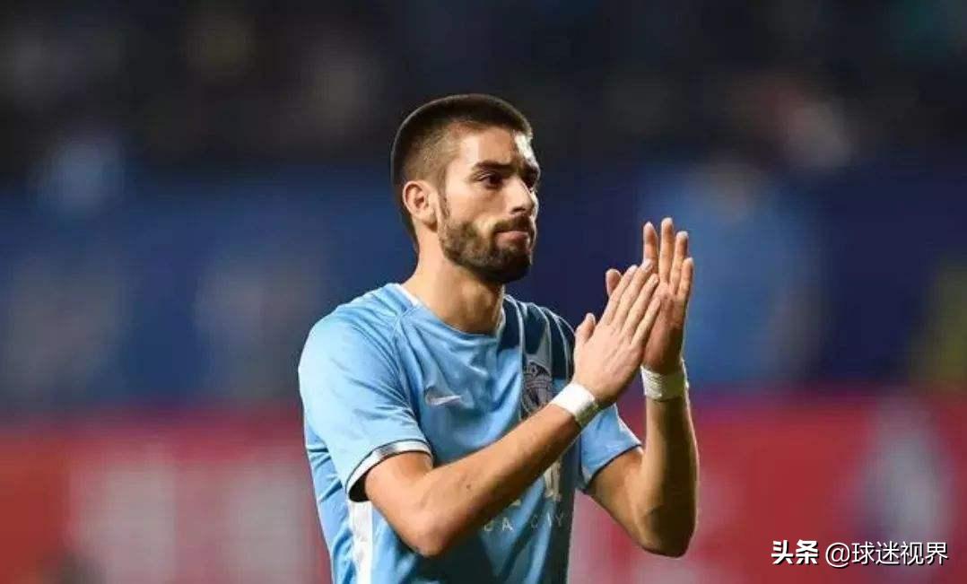 23岁加纳国脚曾3球斩杀巴萨,新赛季有望成为大连人主力征战中超