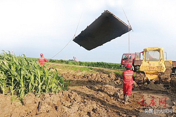 共话新时期艰苦创业：干出士气垒出精神