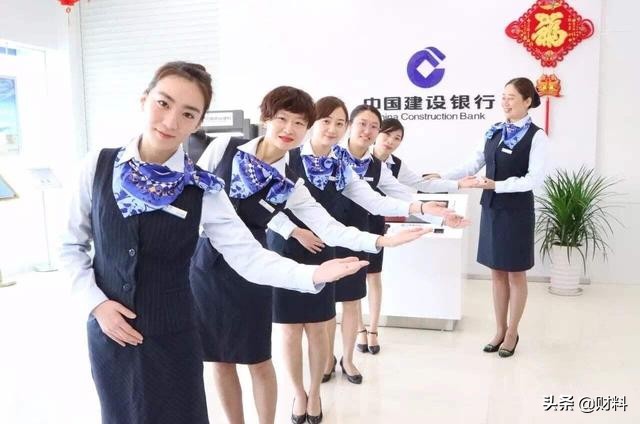 建设银行一年存五万多少利息,建设银行存10万活期一年利息多少