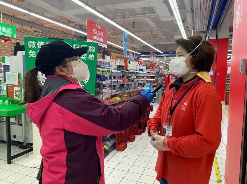 @武汉人：团购的物资套餐是这样送到你手上的