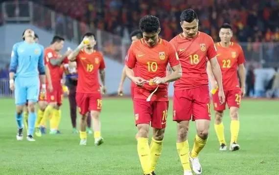 我来写高考作文：天行健，祈盼中国足球亦能自强不息