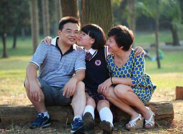 女儿容易遗传爸爸的4个特征,女儿容易遗传爸爸哪些