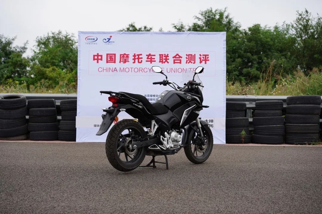 新大洲本田cbf190x长途摩旅,新大洲本田cbf190r对比豪爵nk150