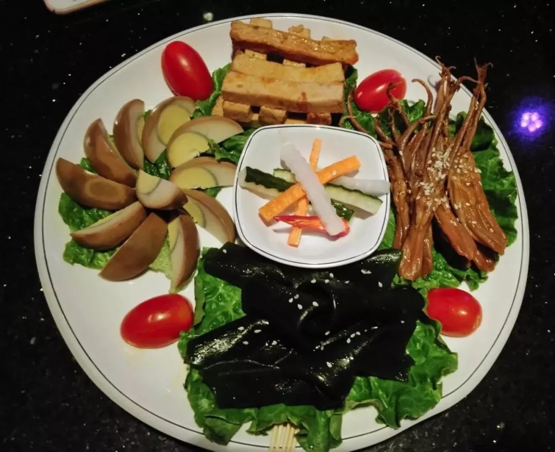 那些在KTV飙《死了都要爱》的《K歌之王》们，这些歌将成《泡沫》