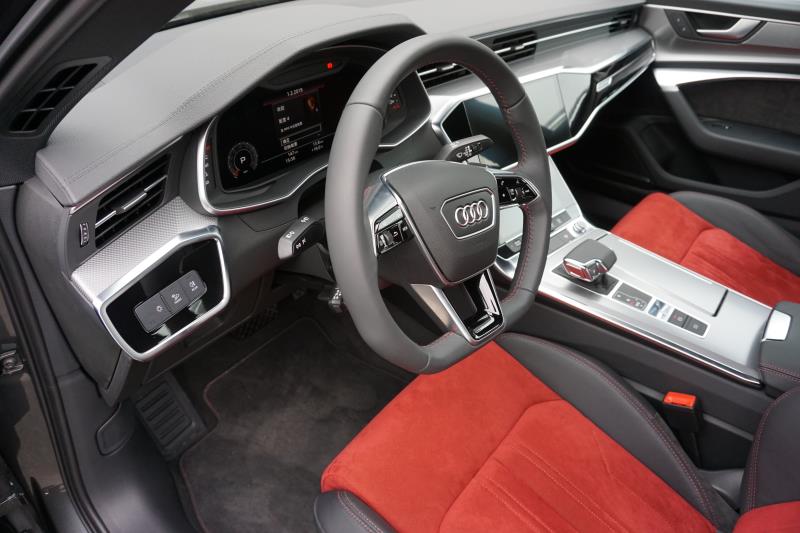 2022奥迪a6l45quattro四驱试驾,第四代奥迪a6l试驾