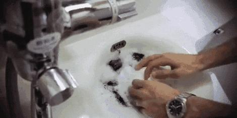 夏天最让人尴尬的6个瞬间,夏天最尴尬的三件事