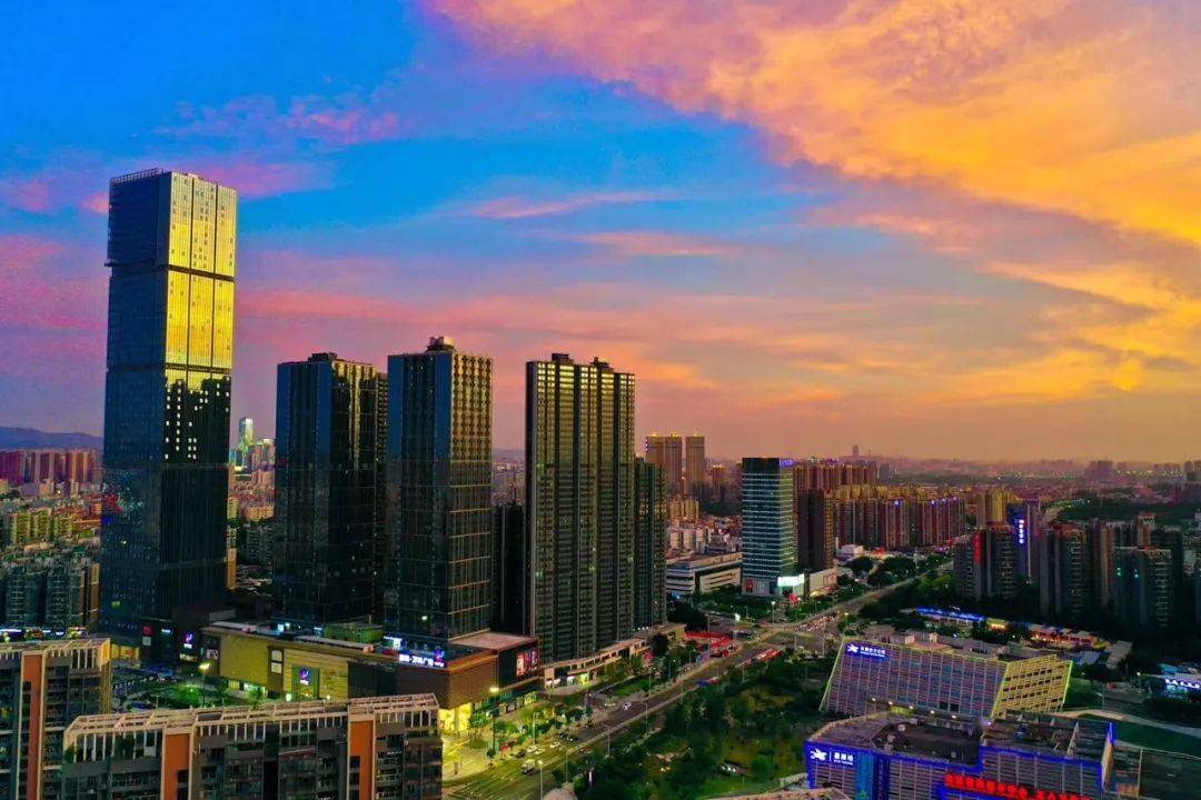 从“色情之都”到“制造之都”，抛开误解，东莞如何低调逆袭