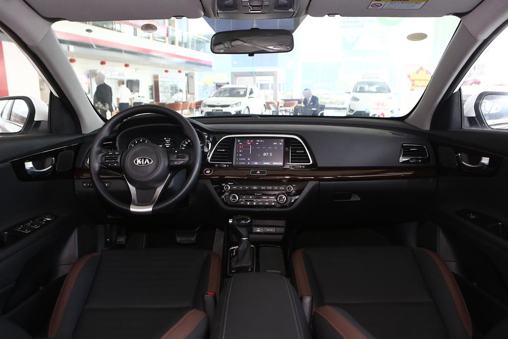 东风悦达起亚凯酷深度静态解析,起亚凯绅试驾评测视频