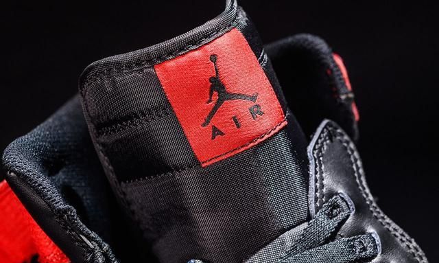 有鞋带但不用系鞋带篮球鞋,有鞋带没鞋带的aj