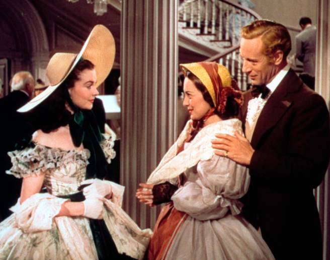 乱世佳人斯嘉丽和梅兰妮片段,梅兰妮乱世佳人性格