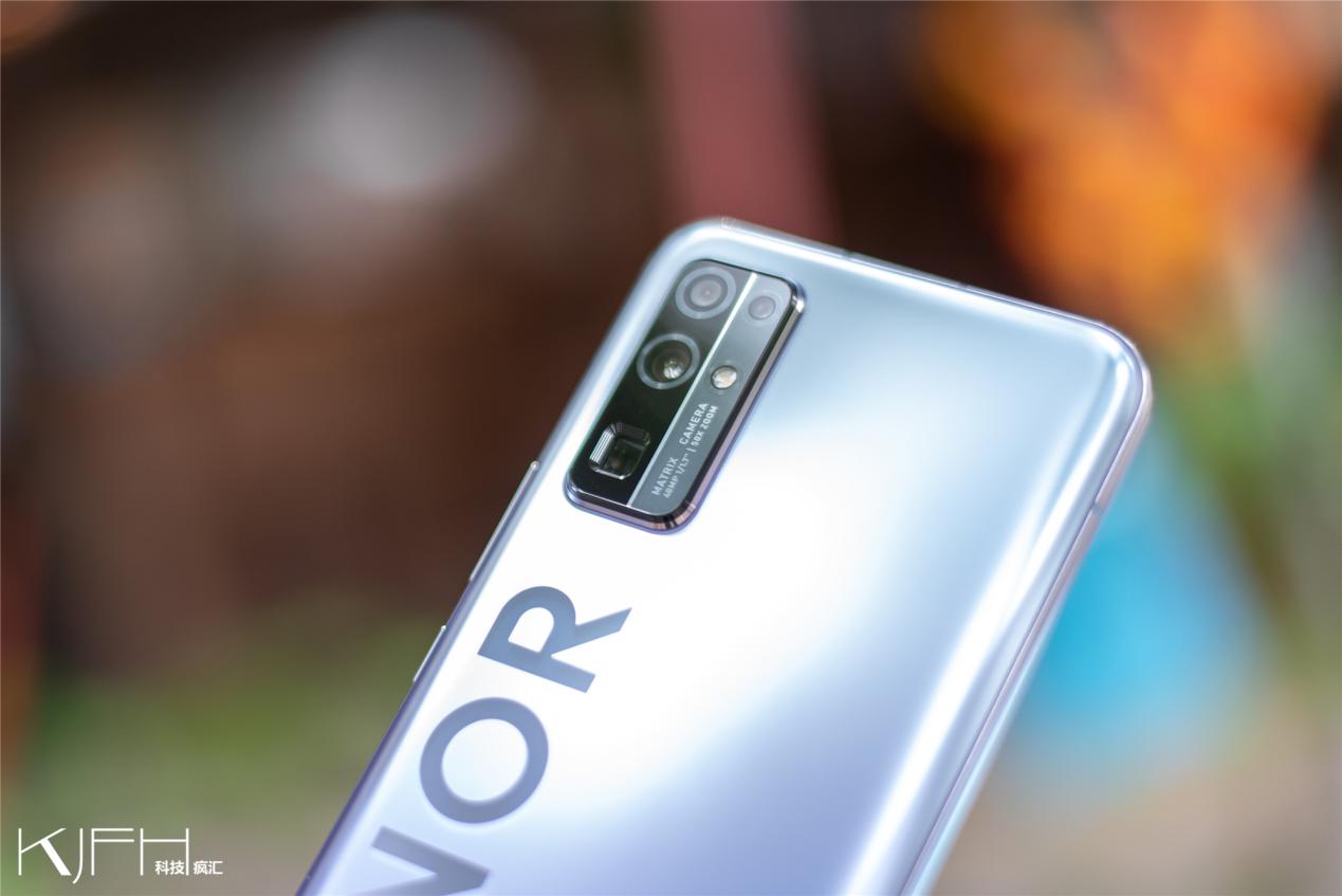 荣耀30麒麟985和980区别,荣耀305g深度测评