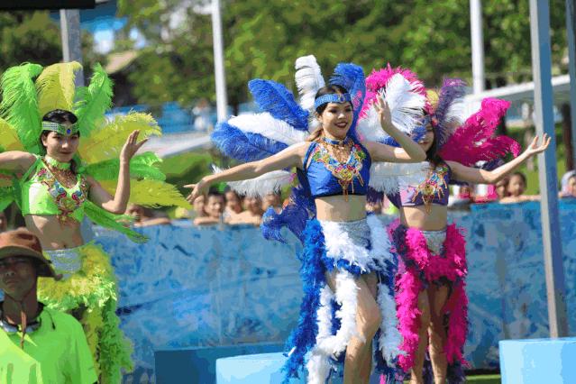 水上乐园超级大喇叭体验,挑战十大世界上最大的水上乐园