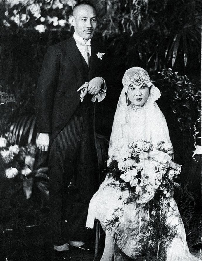 民国第一家族,姐妹都嫁给大总统,蒋介石都觉得高攀不起