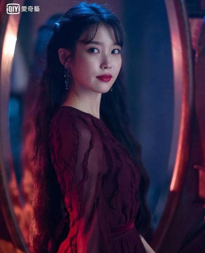 口红特效嘟嘴拍同款iu,画iu同款妆