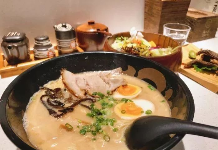 南宁偏僻巷子美食,南宁巷子里的湘菜