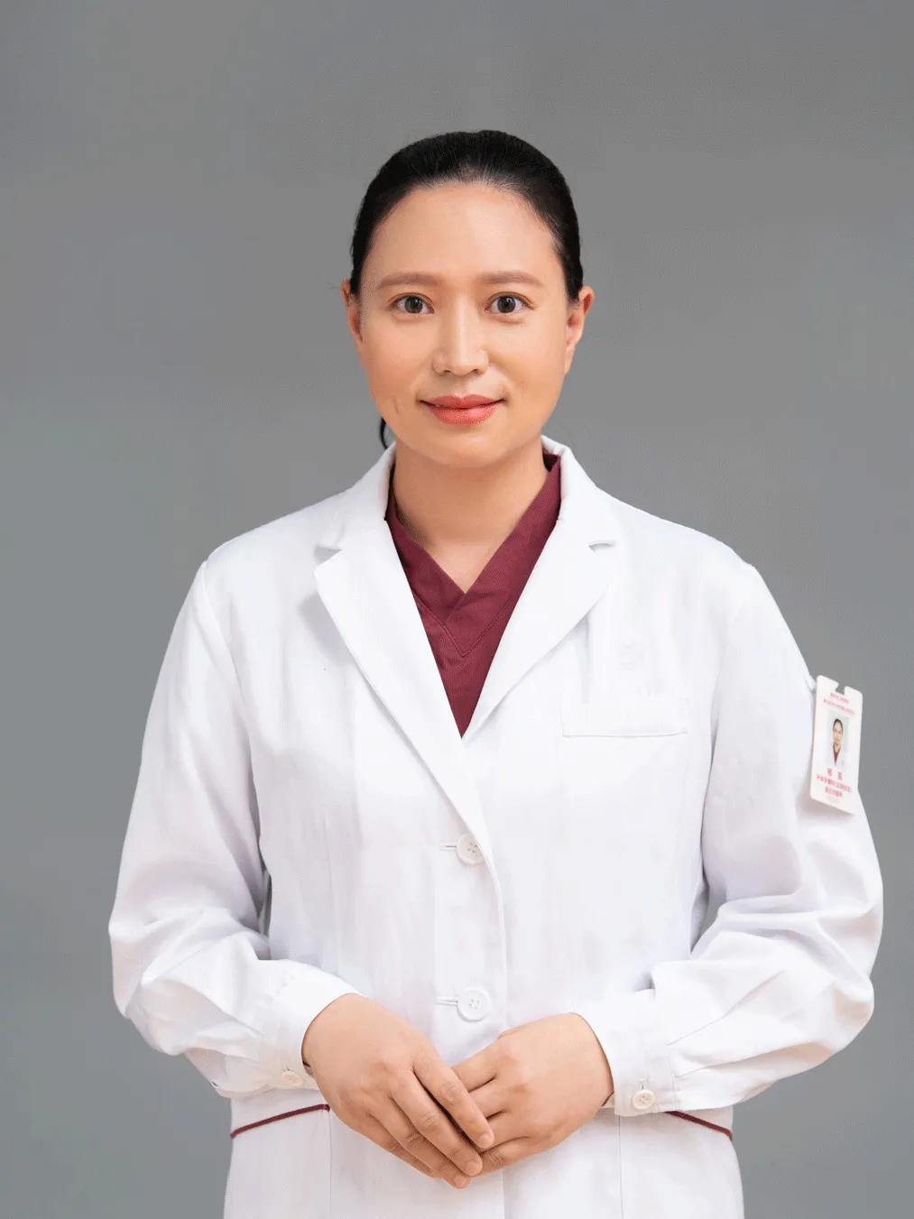 中国医师节致敬最美白衣天使,中国医师节致敬可爱的人