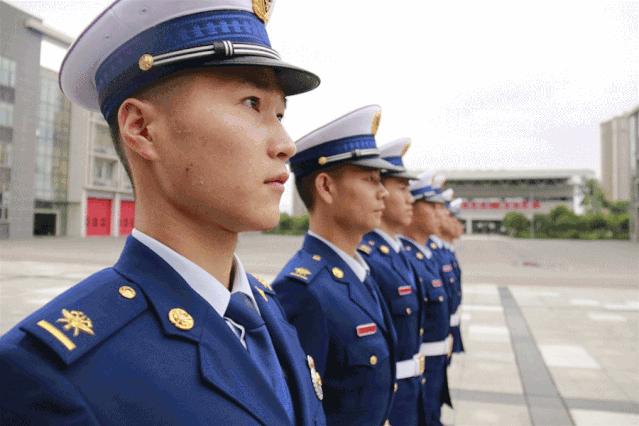 深圳招消防员吗,深圳消防员报考条件