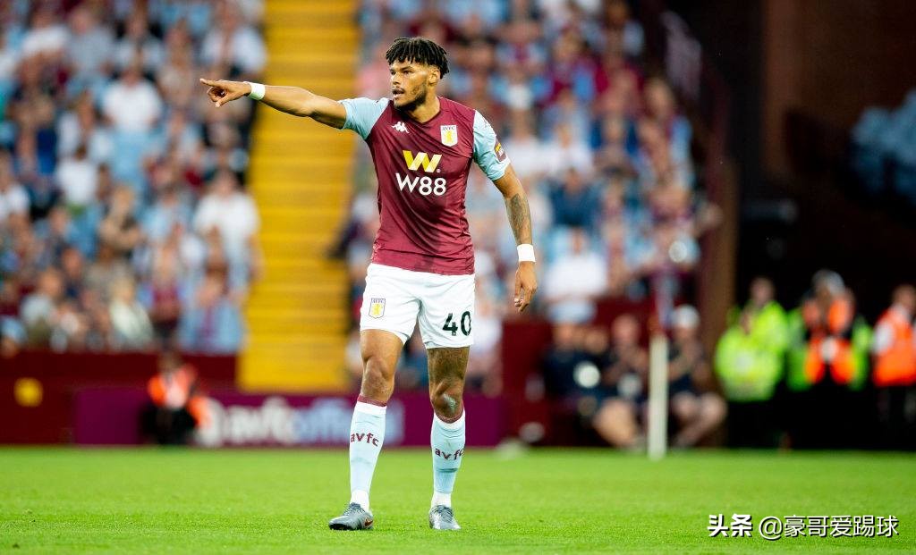 fm2020足球经理看球员,fm足球经理妖人盘点24