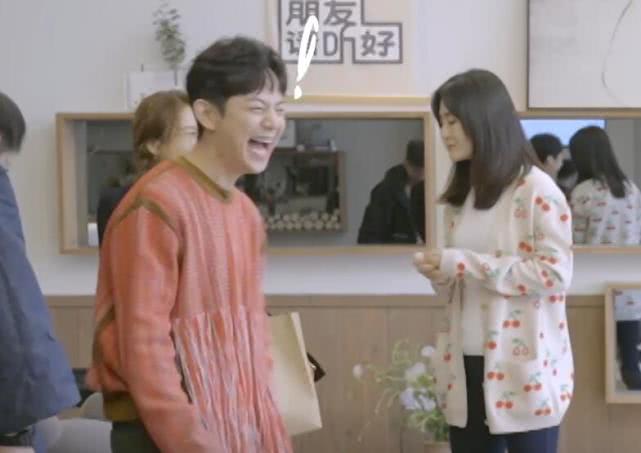 吴昕和娜姐最近视频,吴昕娜姐泡脚