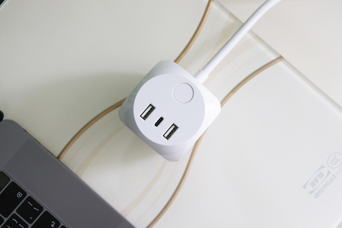 爱国者无线充魔方插座,爱国者充电线type-c