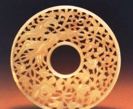 古玉凤鸟各时期特征,凤鸟图案的清代古玉