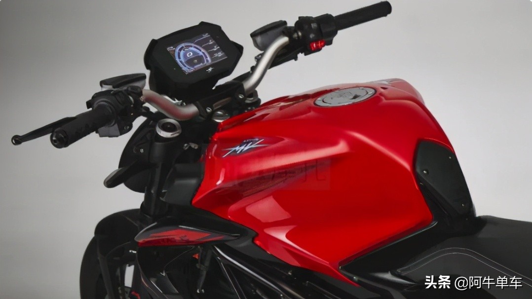 奥古斯塔brutale800rosso售价,奥古斯塔brutale800rosso落地