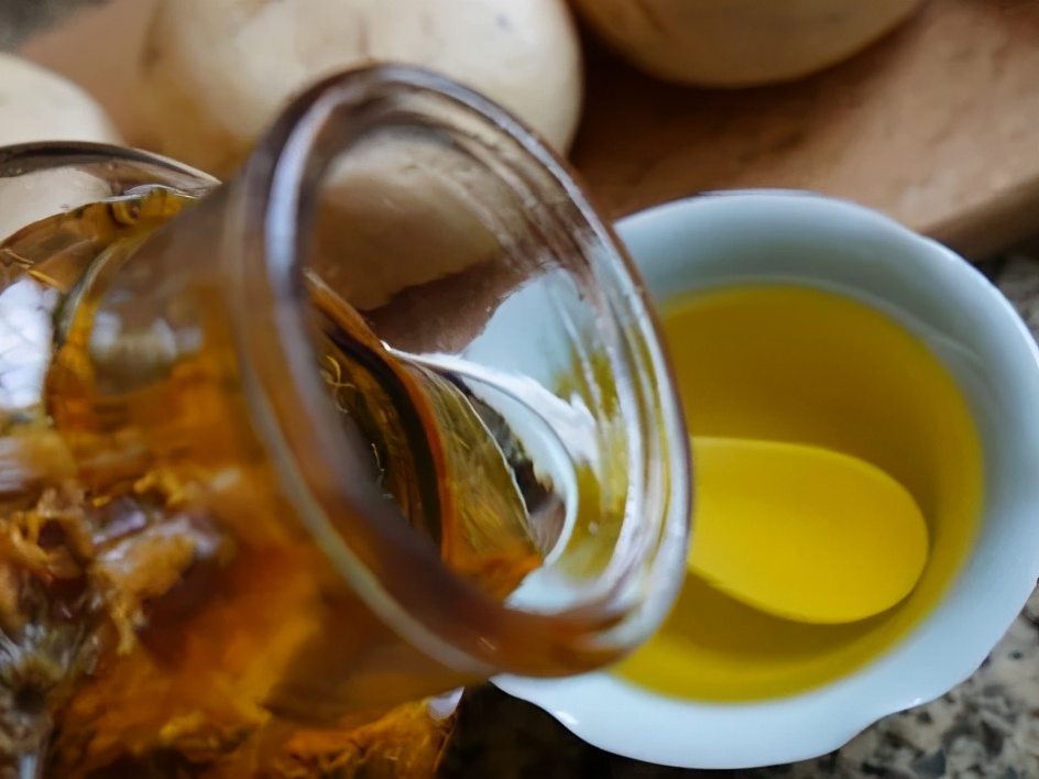 各种植物油的使用方法,植物油护肤品怎么用