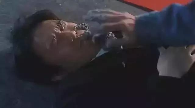 周星驰新作,莫文蔚谈周星驰飙泪视频