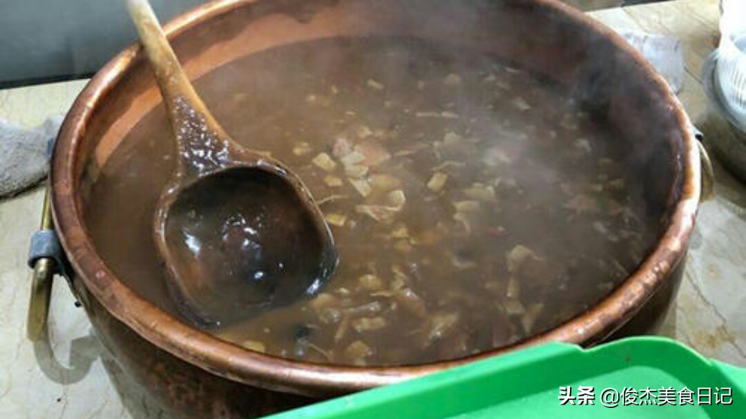大厨制作正宗胡辣汤的大料配方,河南正宗胡辣汤冲泡