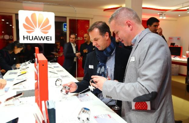 实体店说真话,网上买手机和实体店买手机区别