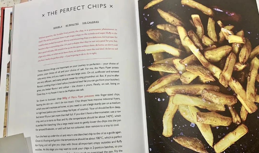 万人定闹钟早起云约早饭，为了去世界各地摆摊卖小吃做准备