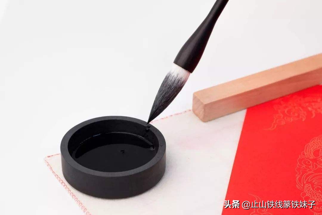 练了软笔这么久，想送给你一套养护毛笔的方法