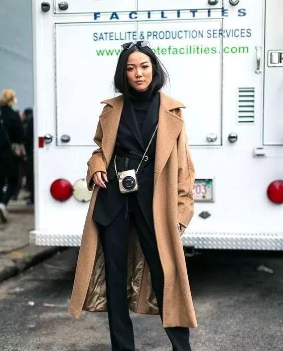 驼色大衣配色法则教你穿出高级感,暖驼色搭驼色大衣好看吗