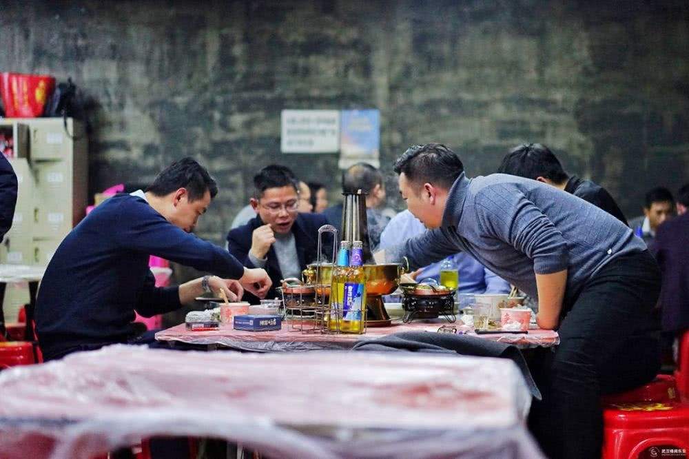 立体仓储智能仓库行业现状,行业呈现什么趋势