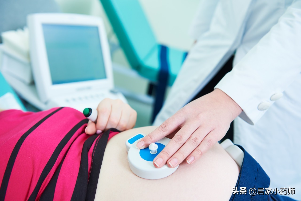 怀孕40天出血跟例假一样保胎成功,怀孕了有点出血肚子不痛