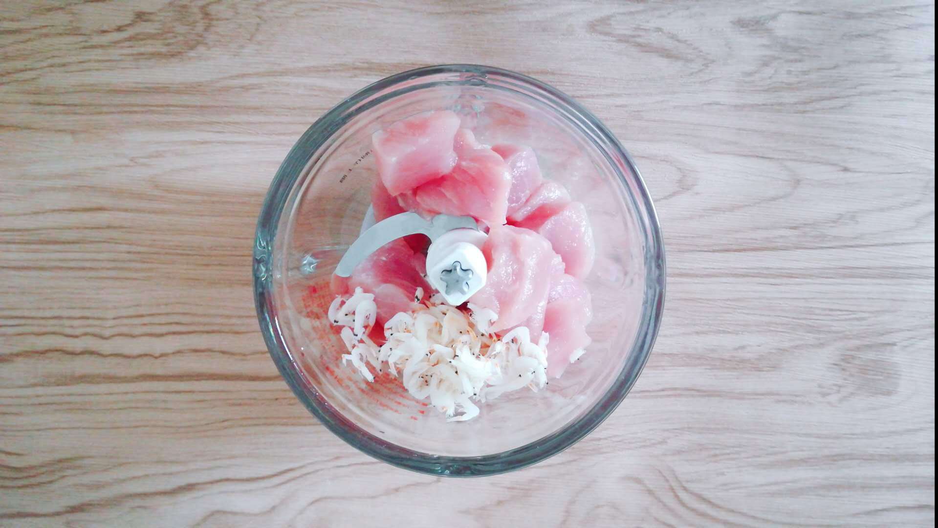 肉怎么给宝宝做好消化简单点的,宝宝吃肉还不长肉怎么办