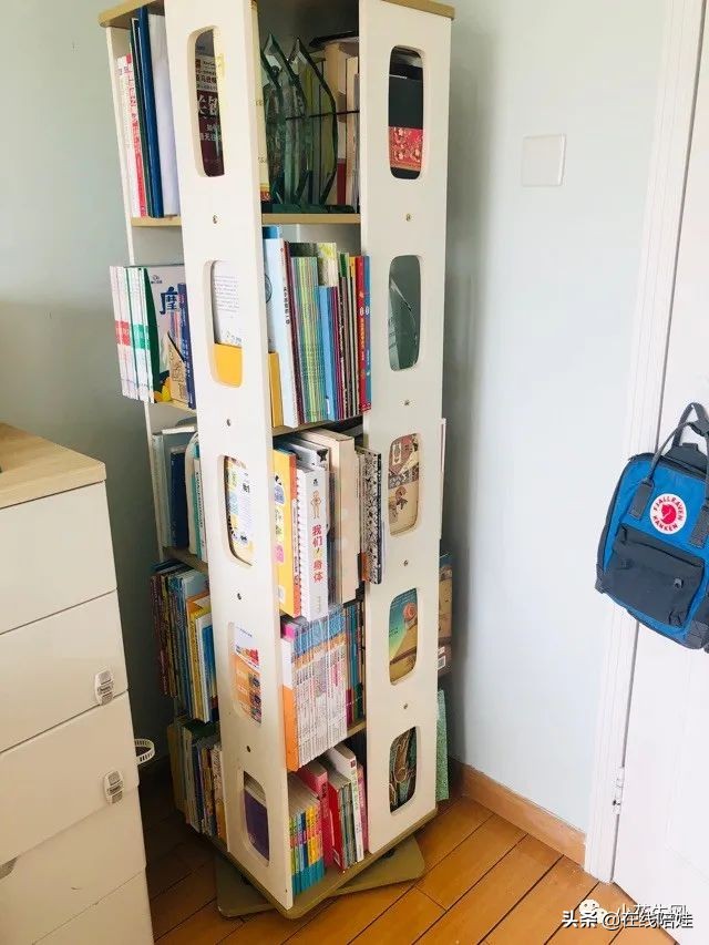 书柜开放式好看还是有门好看,书柜选开放式