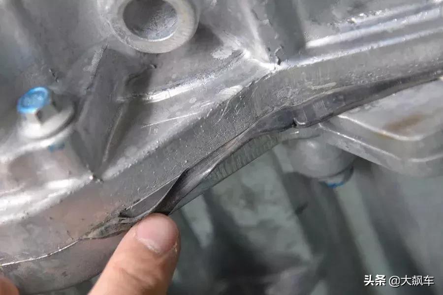 渗油、生锈、铁油箱，悬架换成铝合金