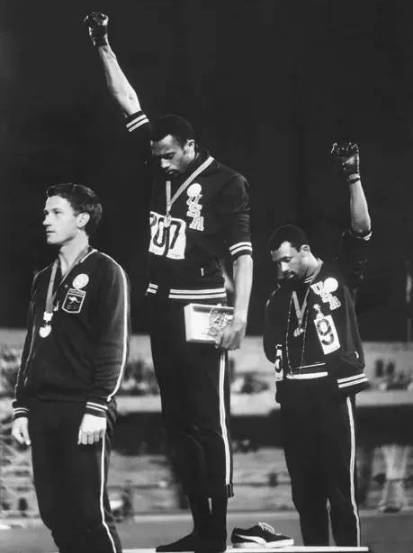 运动服怎么穿好看时尚冬天,运动服怎么穿不土