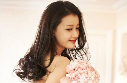 京圈太子妃孙怡，24岁闪婚董子健，为何生子多年仍未领证