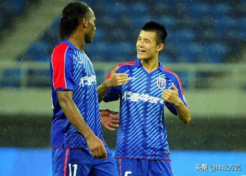 他是申花出场王，为球队拼到吐血曾被骂“叛徒”，如今38岁未退役