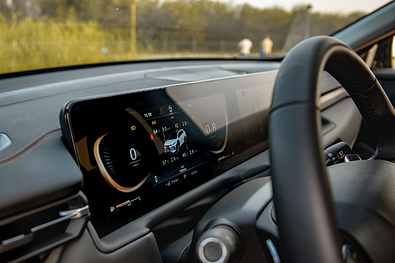 试驾星途凌云400T用自主品牌SUV跑“0-4”是种怎样的体验？